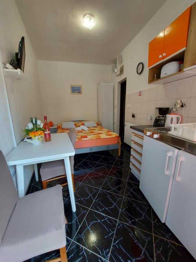 Dalibor Apartment เซนญ์ ภายนอก รูปภาพ