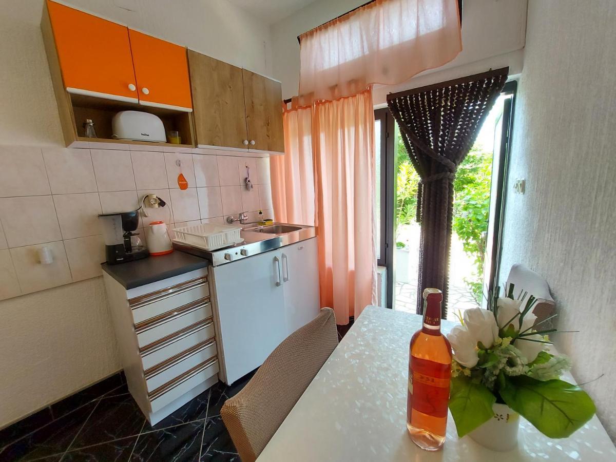 Dalibor Apartment เซนญ์ ภายนอก รูปภาพ