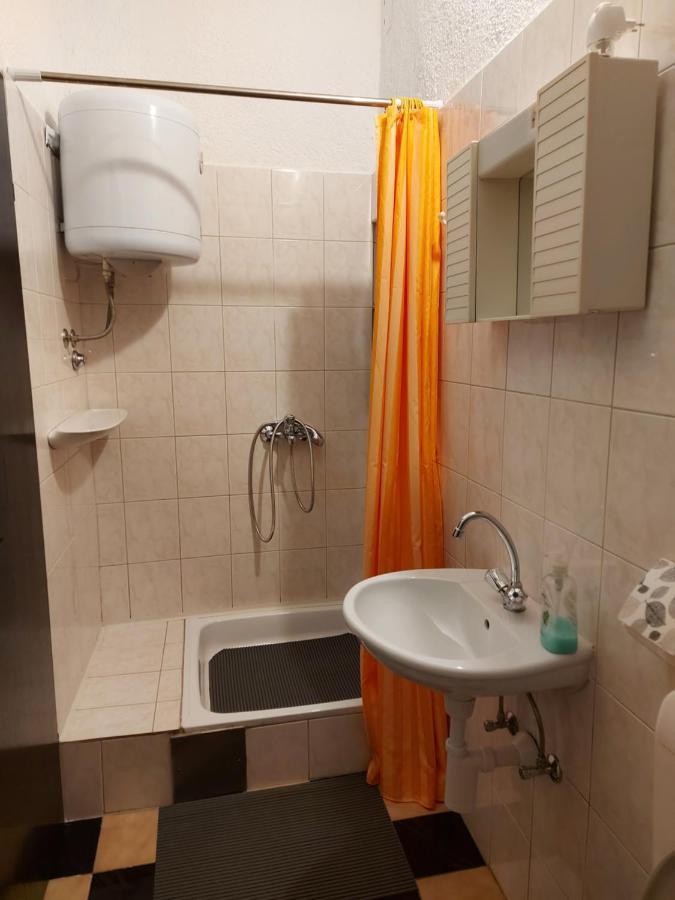 Dalibor Apartment เซนญ์ ภายนอก รูปภาพ