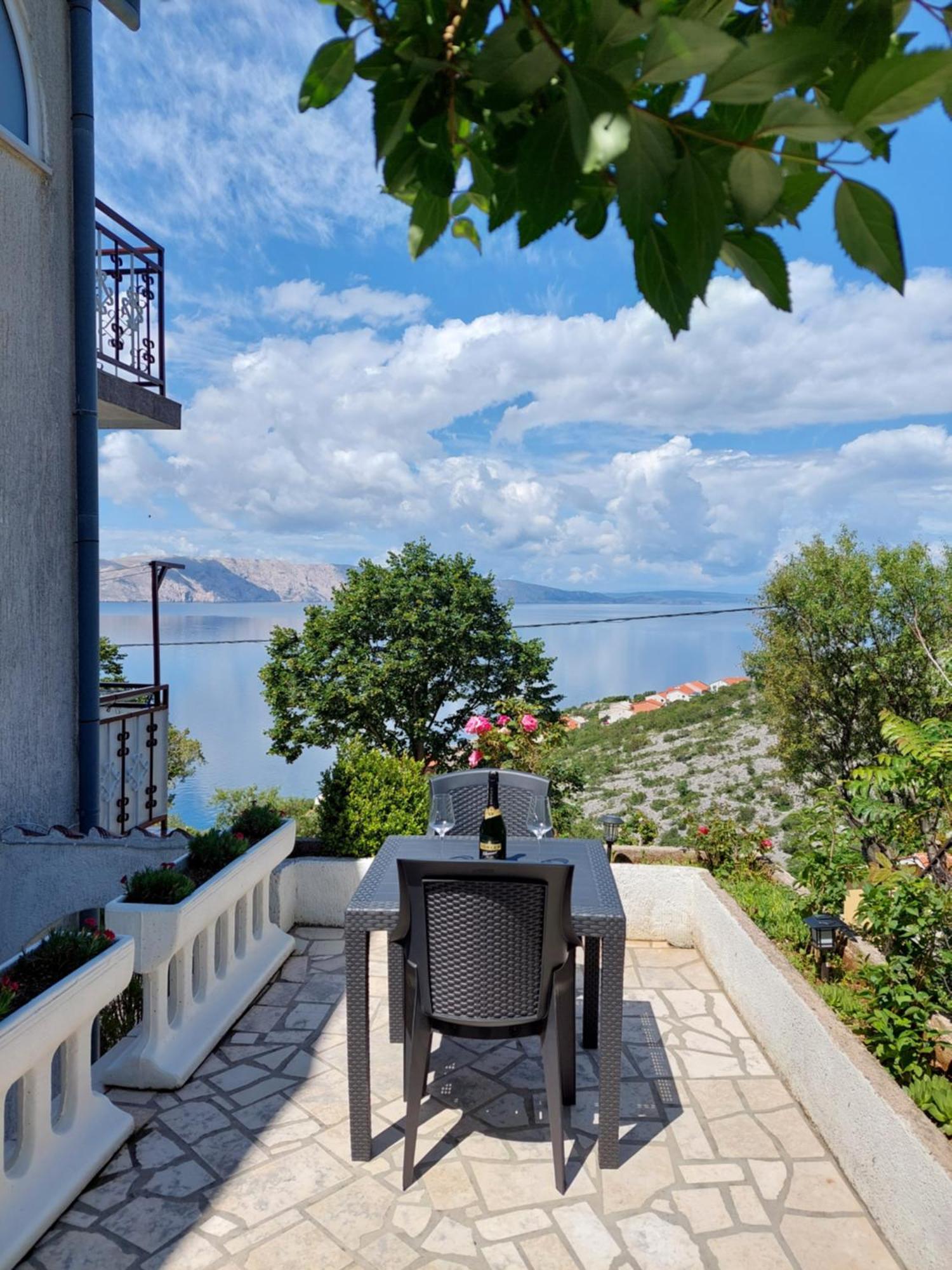 Dalibor Apartment เซนญ์ ภายนอก รูปภาพ